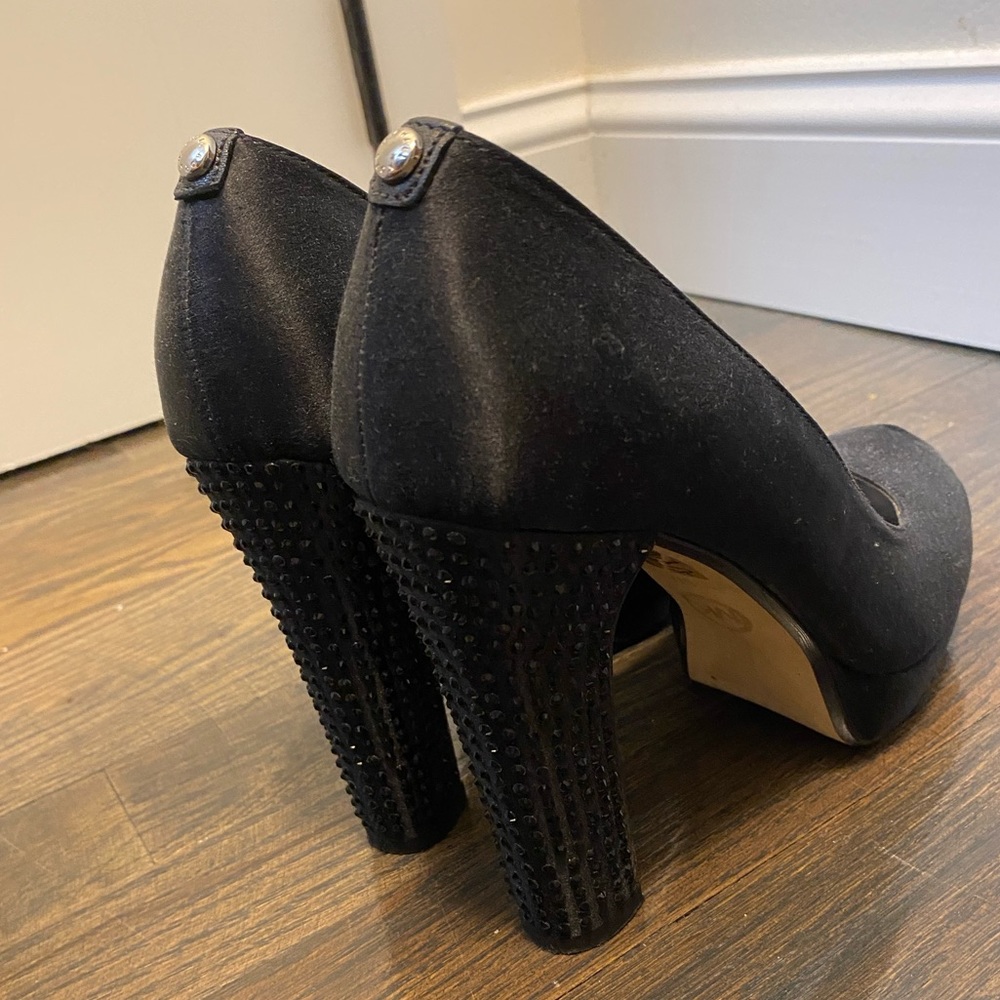 Michael Kors black satin heels size 9